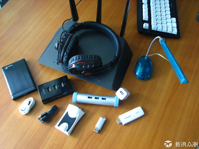 这么熟悉的USB，到底是什么鬼？——揭秘你每天都在用的“万能接口”